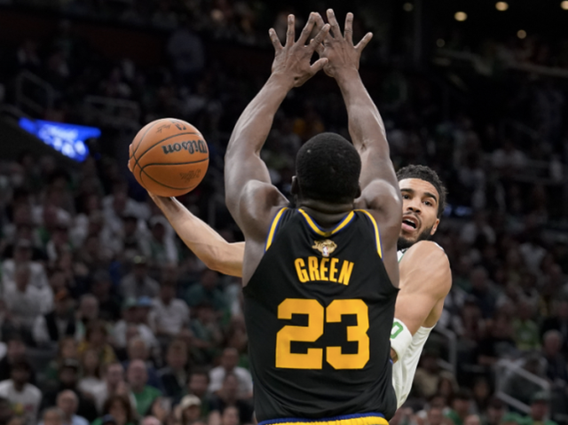 爱游戏官网转折点斯图加特战术微调，法甲国际比赛日攻防权衡，目标明确，临场指挥获称赞的简单介绍